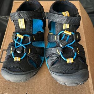 Keen Kids Black and Blue Sport Sandals